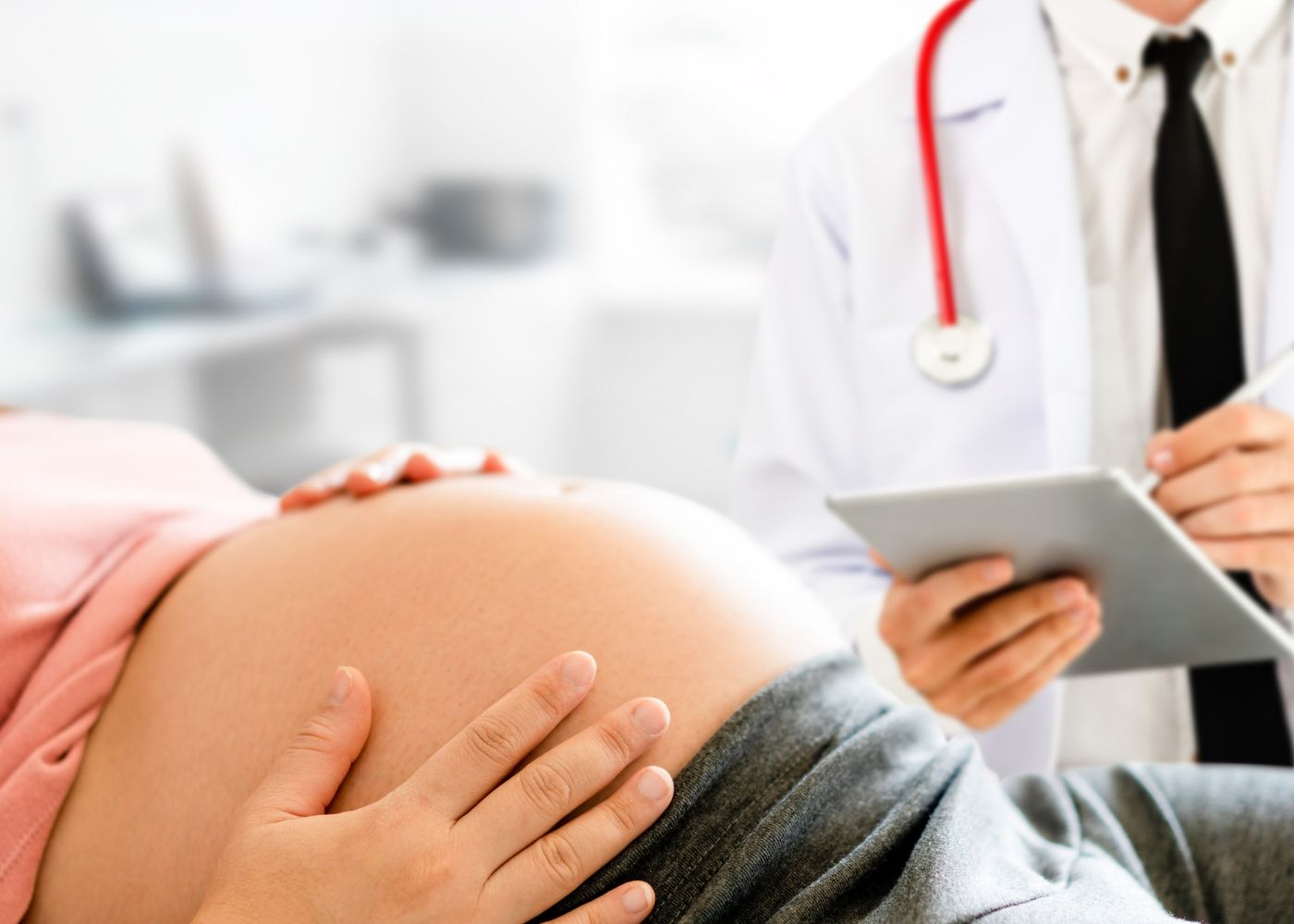 grávida no médico