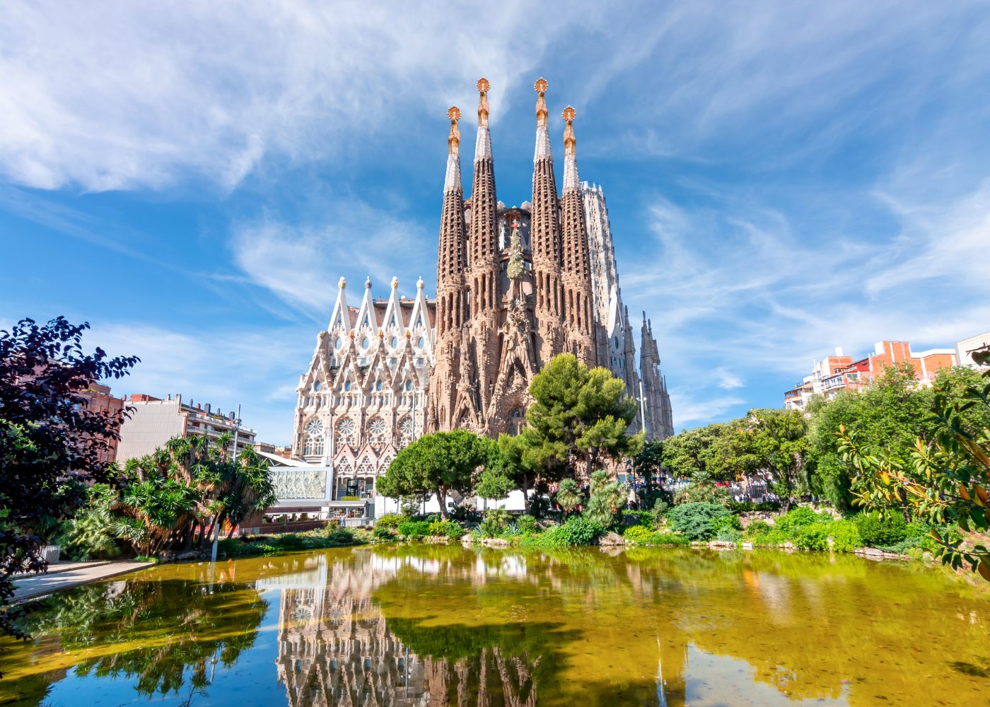 Barcelona entre as cidades para visitar em Espanha