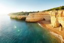 Vista das melhores praias do Algarve
