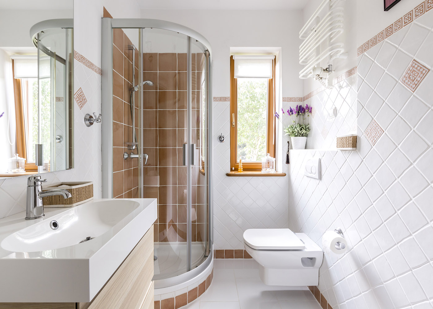 8 grandes dicas para decorar casas de banho pequenas