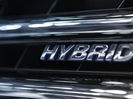 Comprar carros híbridos: tudo o que precisa de saber