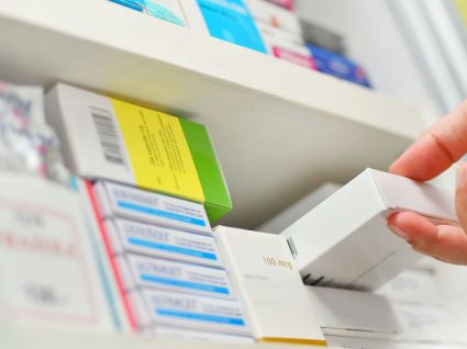 Saiba como funciona a recolha de medicamentos nas farmácias