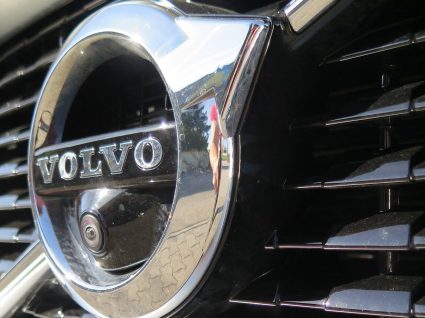 Volvo V60 Plugin Hybrid: liga-se à corrente