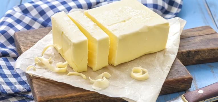 a margarina é um dos alimentos pouco saudáveis
