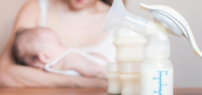 como congelar leite materno