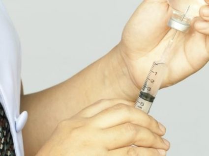 Vacina contra a gripe gratuita para diabéticos e bombeiros