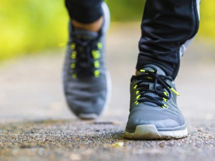 4 grandes benefícios de andar a pé