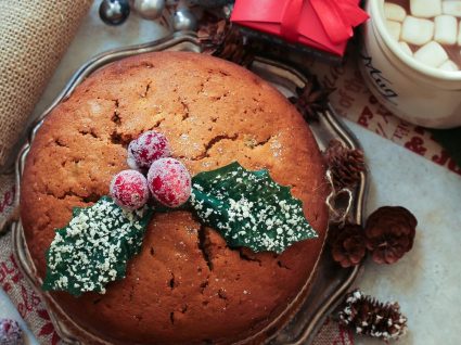 4 receitas de bolos de Natal fáceis e deliciosos