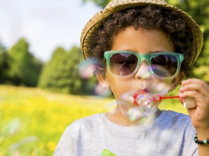 Brincar ao ar livre: 3 benefícios para as crianças