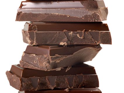 9 benefícios do chocolate preto que vai querer conhecer