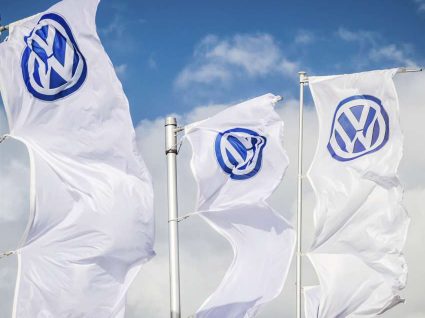 Clientes europeus saem de mãos a abanar do escândalo Volkswagen