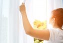 Como limpar cortinas e persianas de forma fácil: dicas sem mistério