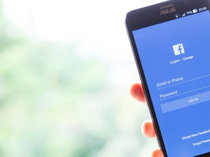 8 coisas insólitas que podem fazer com que seja banido do Facebook