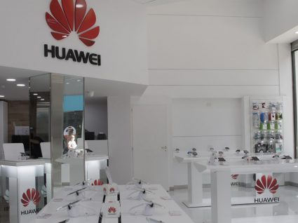 Huawei inaugura Service Experience Center no Porto