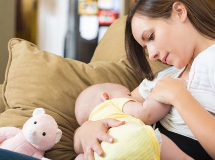 Mitos sobre o leite humano e o aleitamento materno