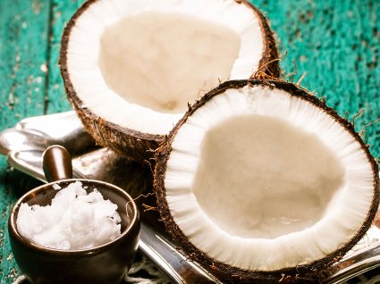 6 receitas com óleo de coco: sugestões saudáveis para as suas refeições