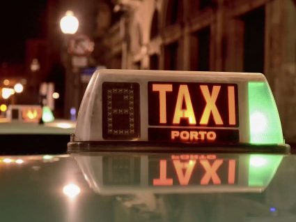 Taxistas preparam nova onda de contestação contra a Uber
