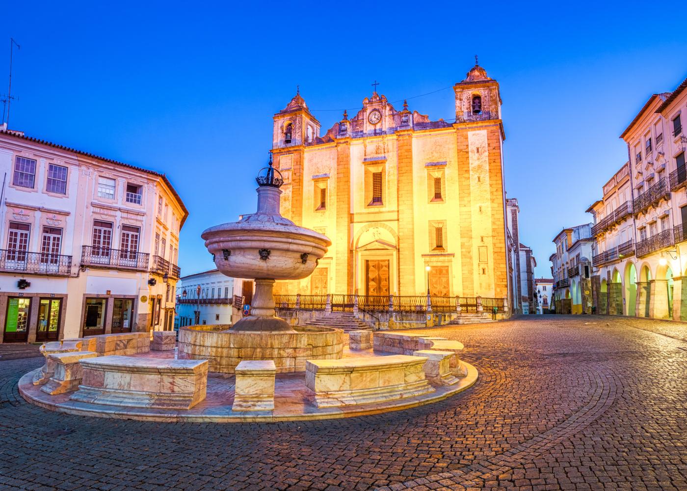 Praça do Giraldo em Évora