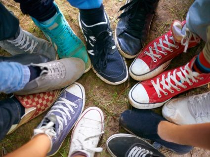 Exemplos de calçado para adolescentes