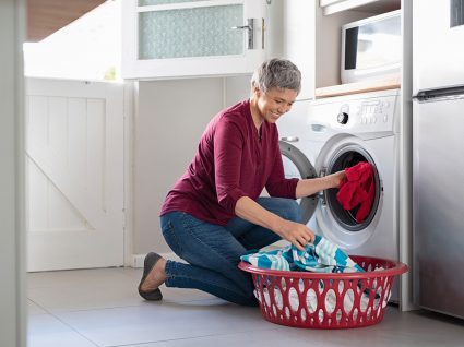 usar máquina de lavar e secar