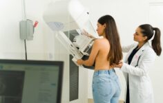 Mamografia é um dos exames médicos essenciais