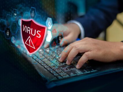 computador infetado com vírus